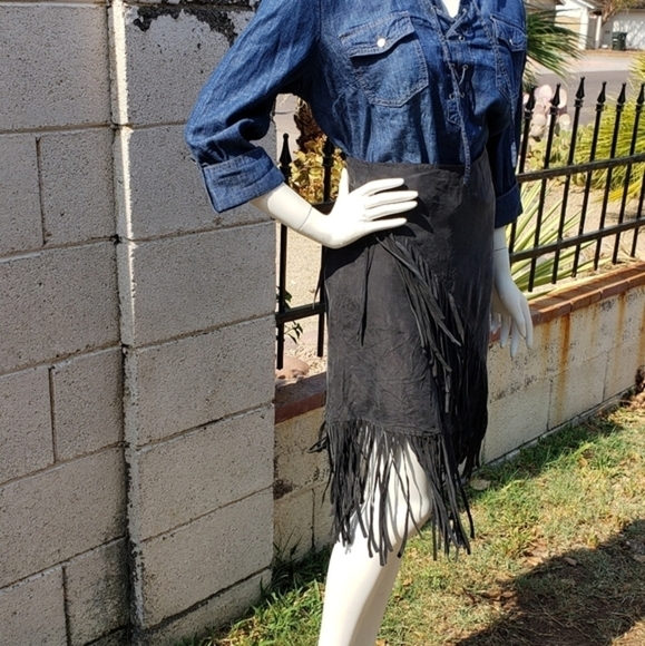 Outlaws 100%‎ Silk Skirt - Picture 3 of 5